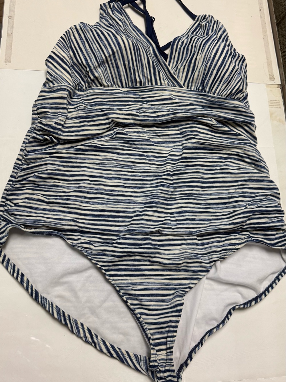 Time and Tru Navy White Striped One-Piece Summer Swimsuit Swimwear Plus Size 3XL
